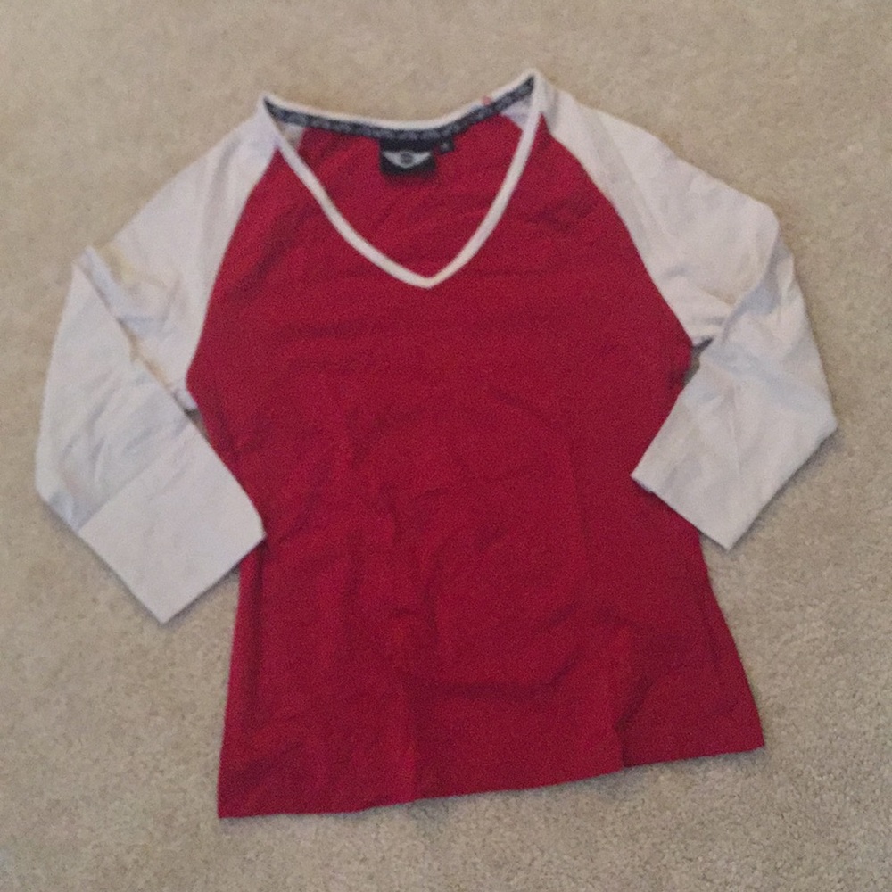 NWOT MINI V Neck Shirt. Size XS